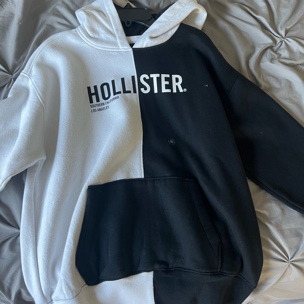 Hollister sweatshirt for men XS